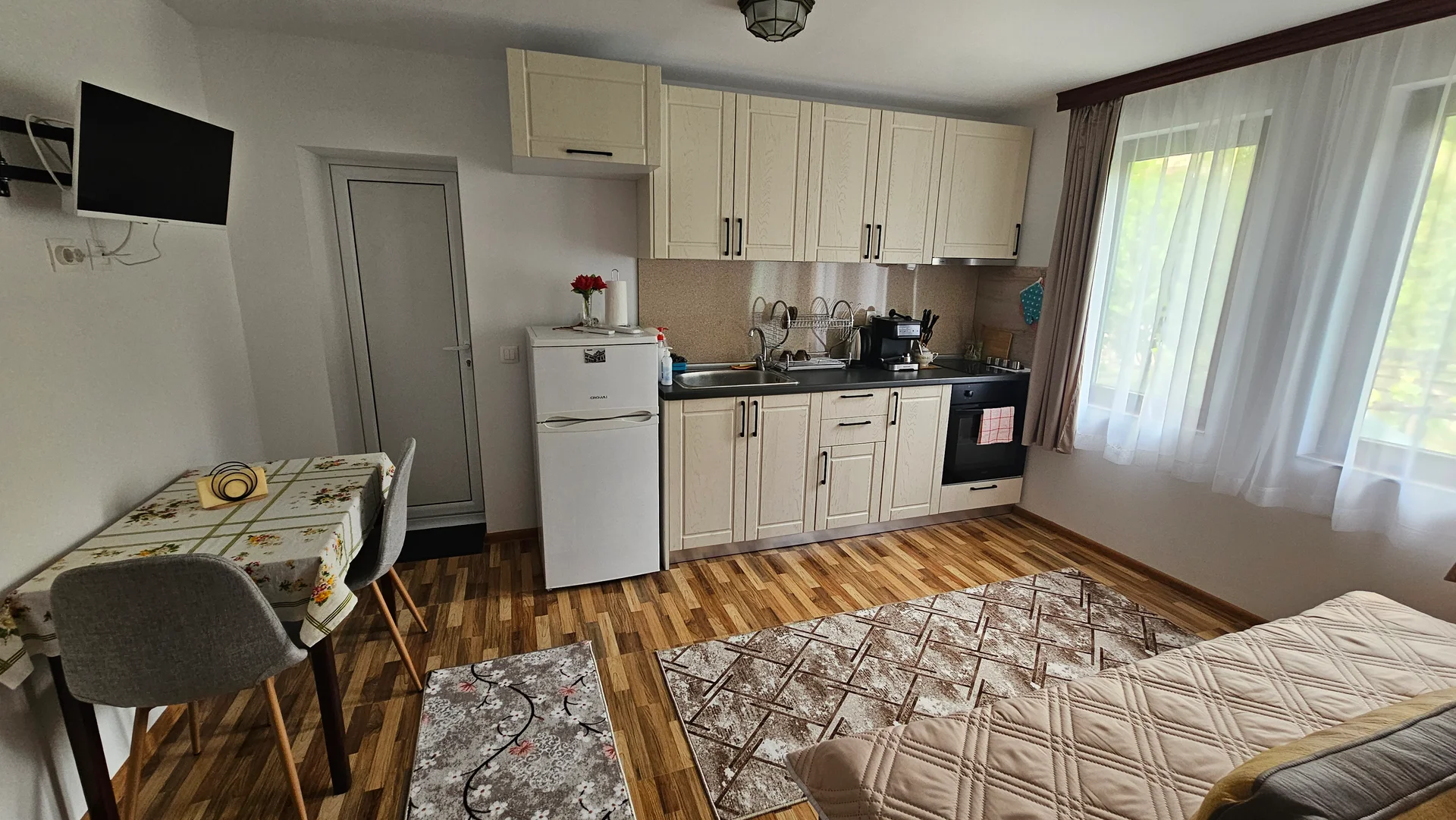 Apartment 2 7