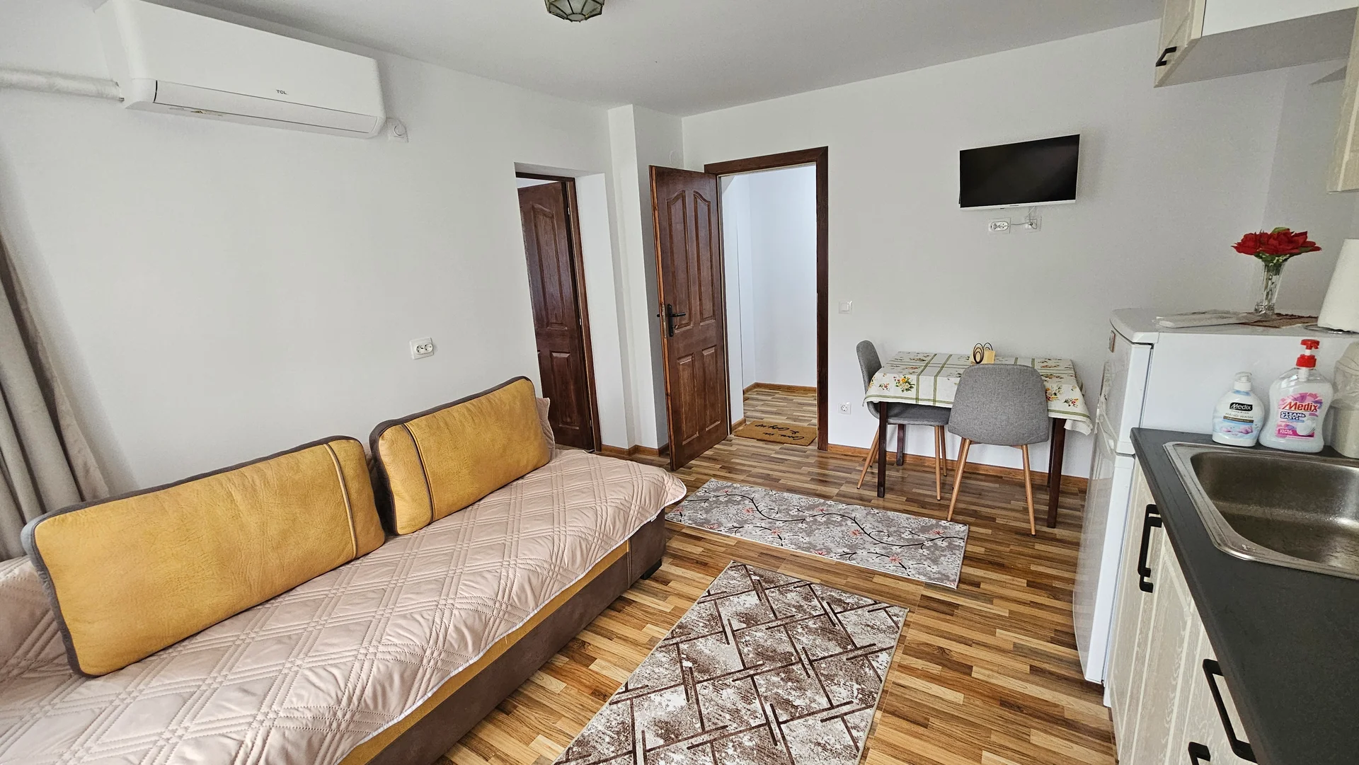 Apartment 2 9