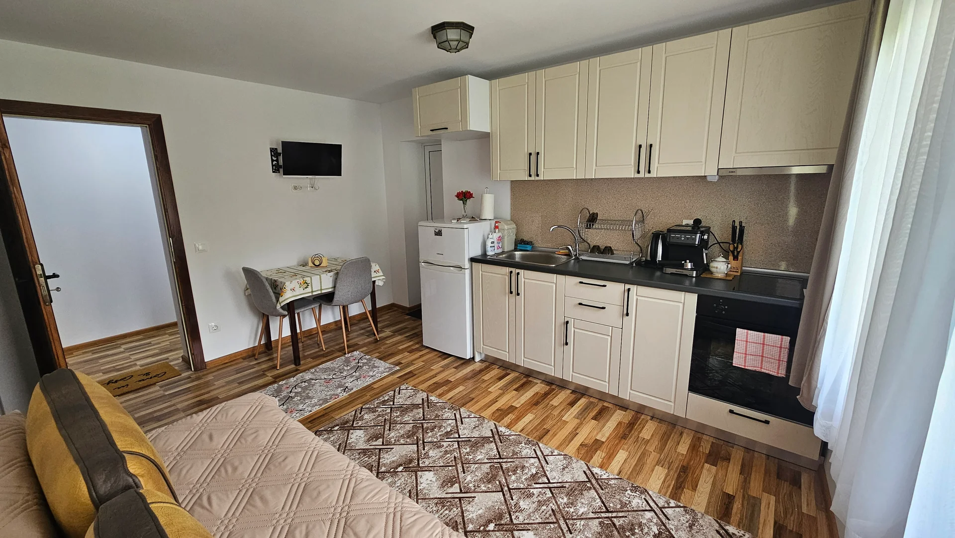 Apartment 2 10