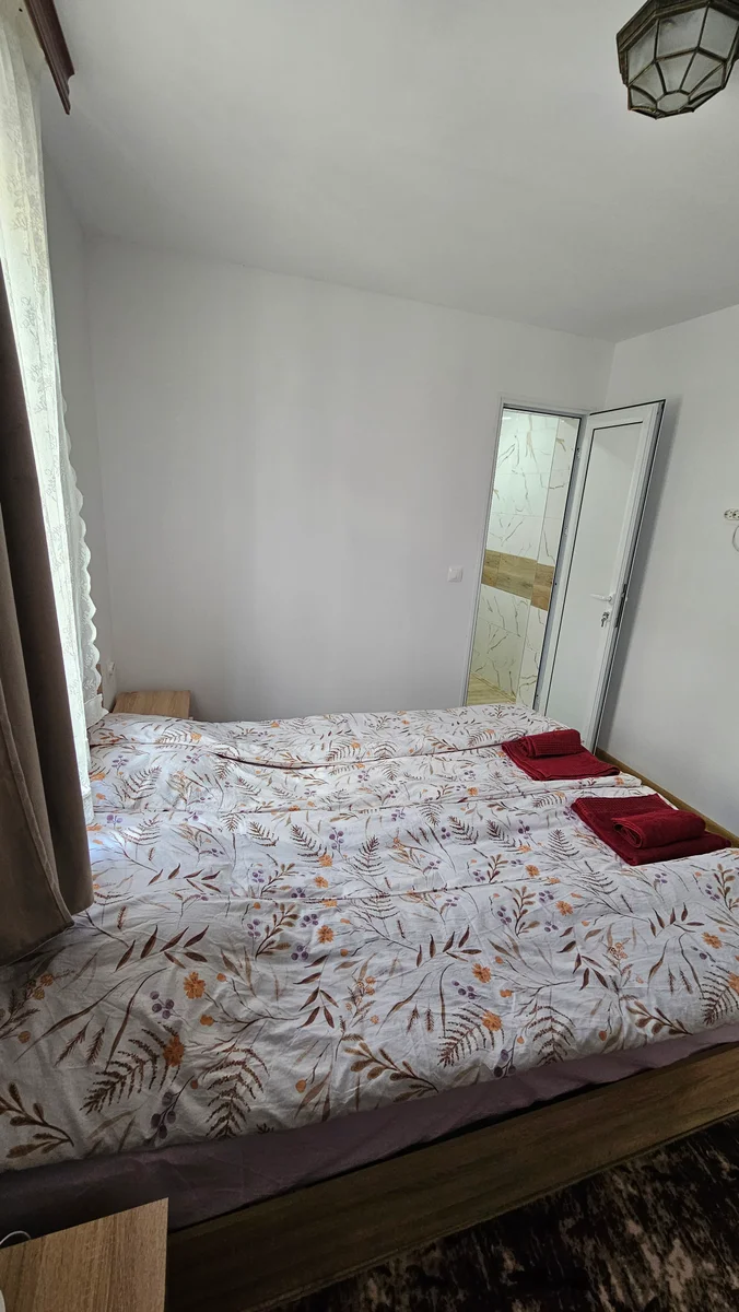 Apartment 3 4