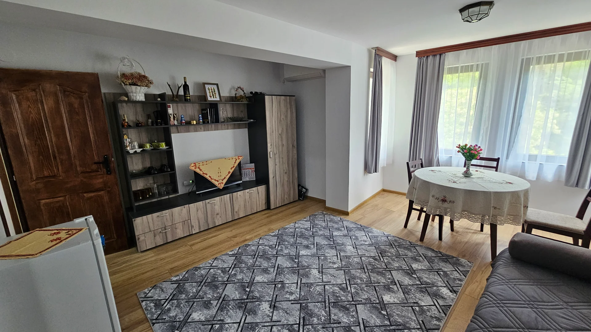 Apartment 3 7